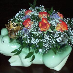 цветы, букет, царевна-лягушка, лягушка в короне